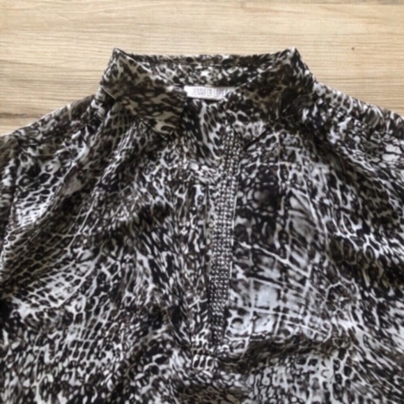 Jennifer Lopez Monochrome Animal Print Top - Picture 2 of 6